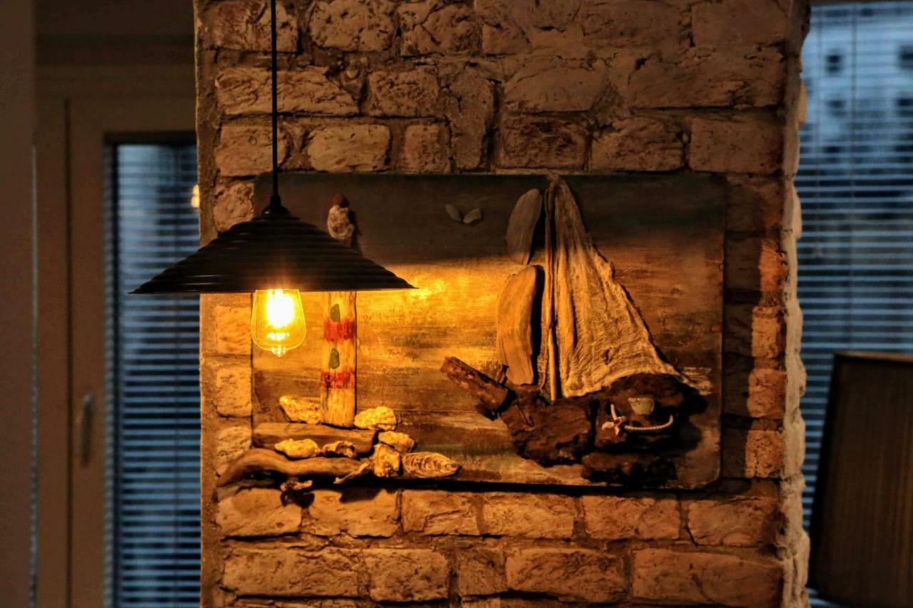 Cinema Courtyard Apartment Сараево Екстериор снимка